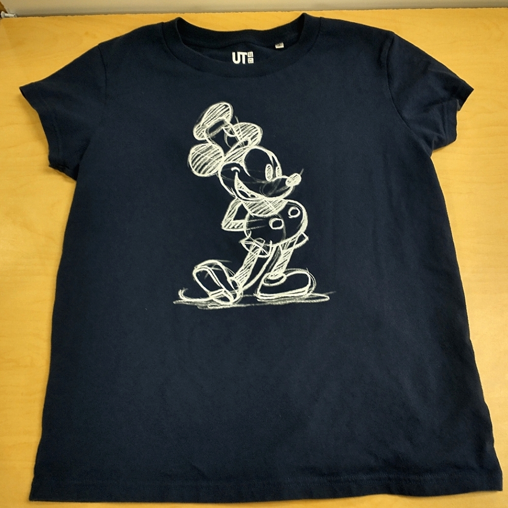 Uniqlo Mickey Mouse Sketchy Disney T-shirt Size S
